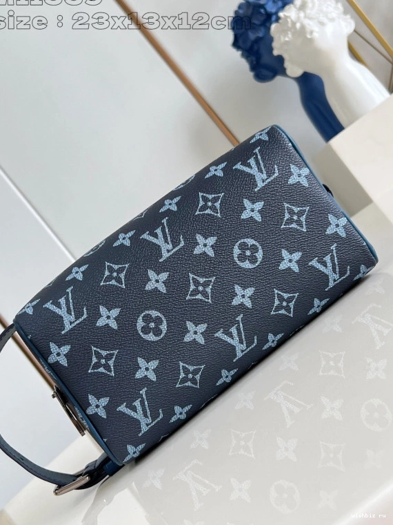 WIS KIT LOCKER DOPP bag-23*13*12CM LOUIS VUITTON 1229